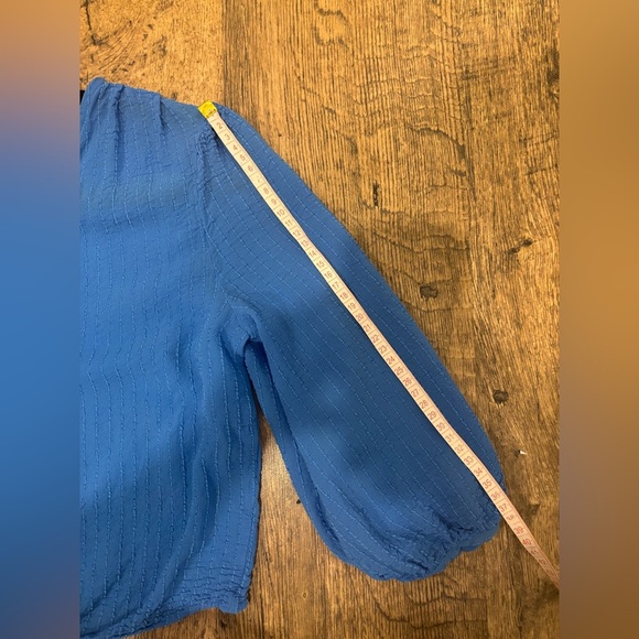 ZARA Blue Textured Button-Front Tie Blouse (XS) - Picture 10 of 11